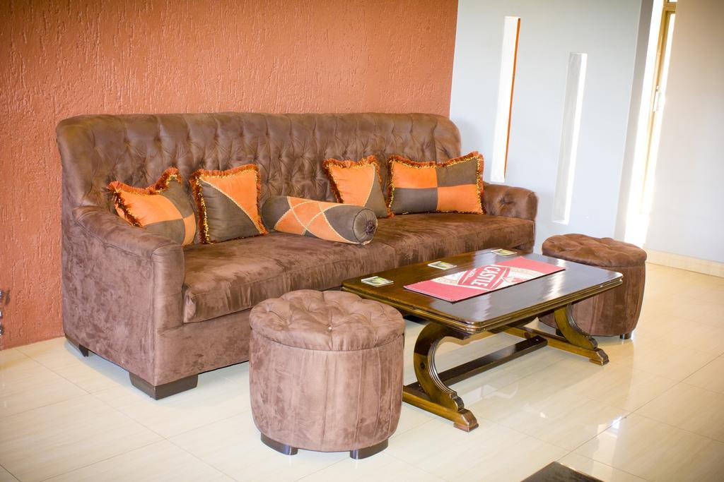 Icon Hotel Chingola Exteriér fotografie