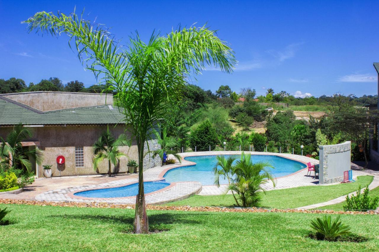 Icon Hotel Chingola Exteriér fotografie