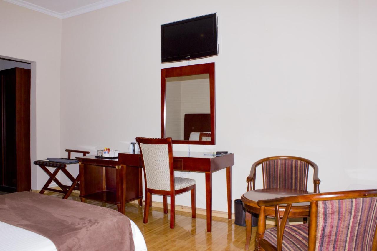 Icon Hotel Chingola Pokoj fotografie