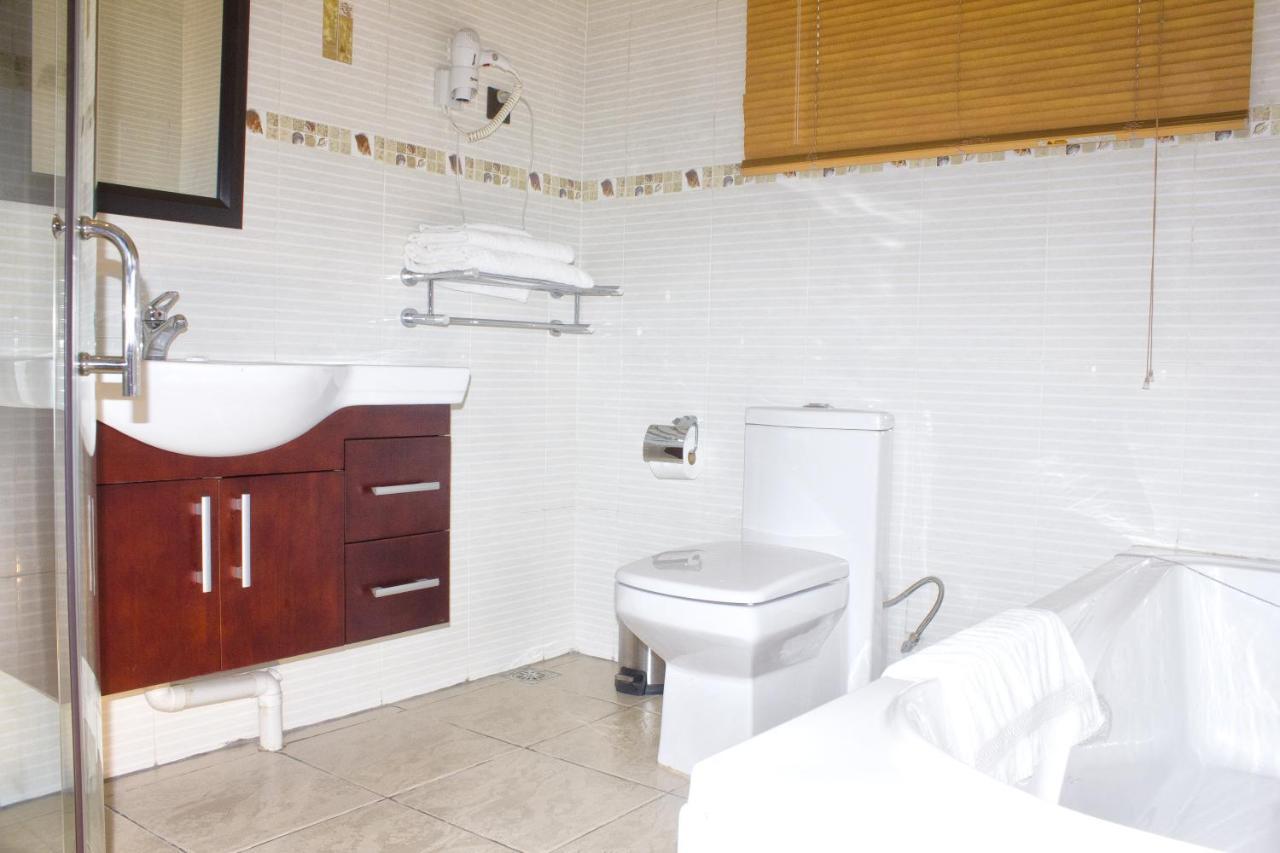 Icon Hotel Chingola Pokoj fotografie